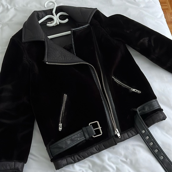 H&M oversized biker faux fur jacket - Picture 2 of 9